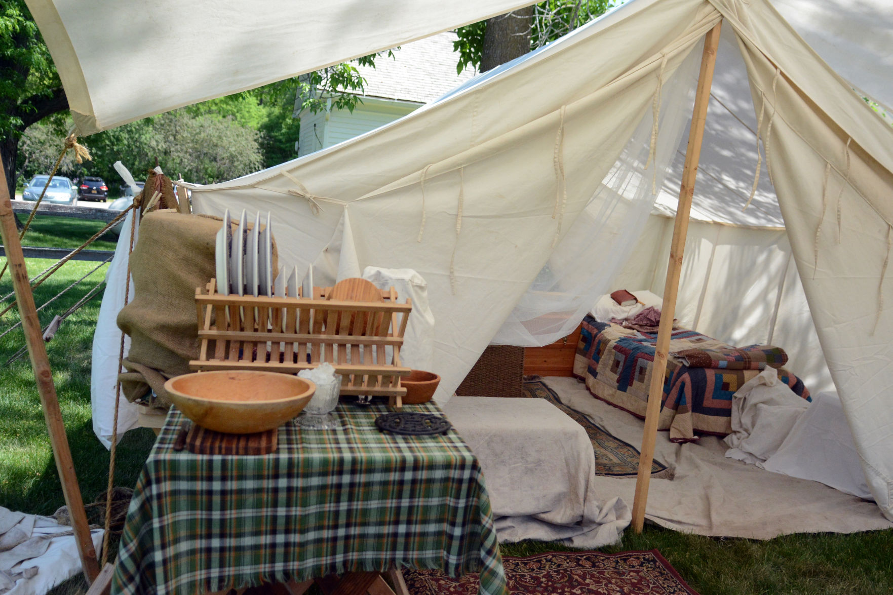 Historical reenactment at Indian Agency House